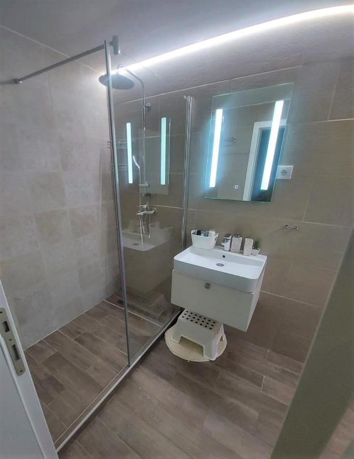New Villa In Old Center - Pag 파그 외부 사진