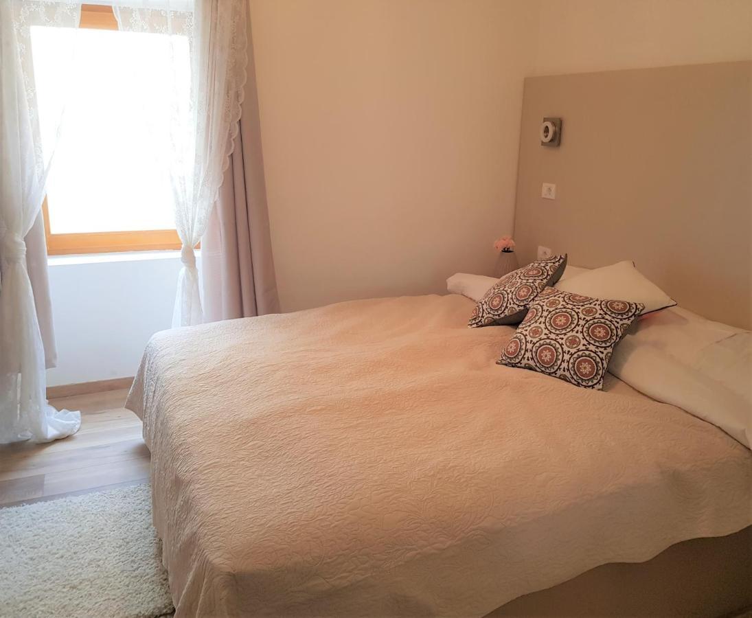 New Villa In Old Center - Pag 파그 외부 사진