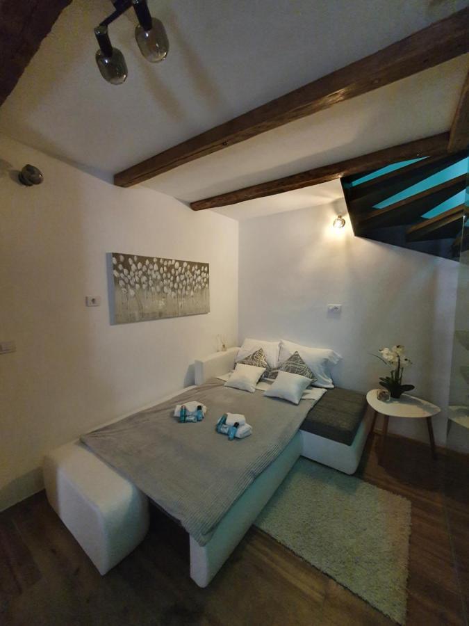 New Villa In Old Center - Pag 파그 외부 사진