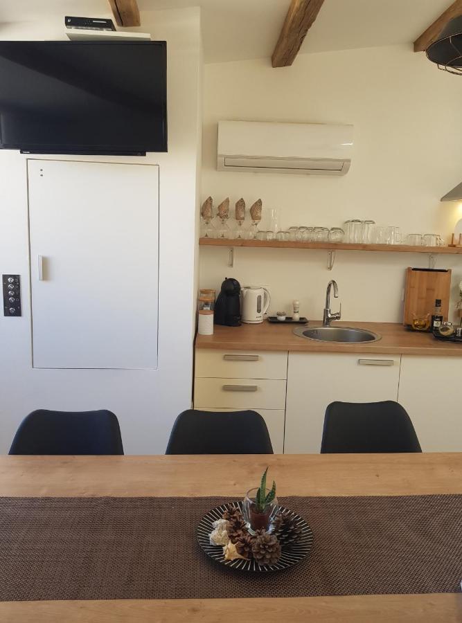 New Villa In Old Center - Pag 파그 외부 사진
